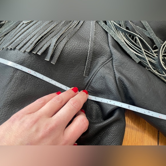 Vintage biker fringe black leather moto jacket - Picture 13 of 16